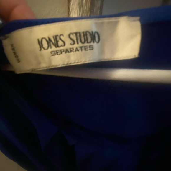 Jones Studio comfy off shoulder summer top - Picture 2 of 4